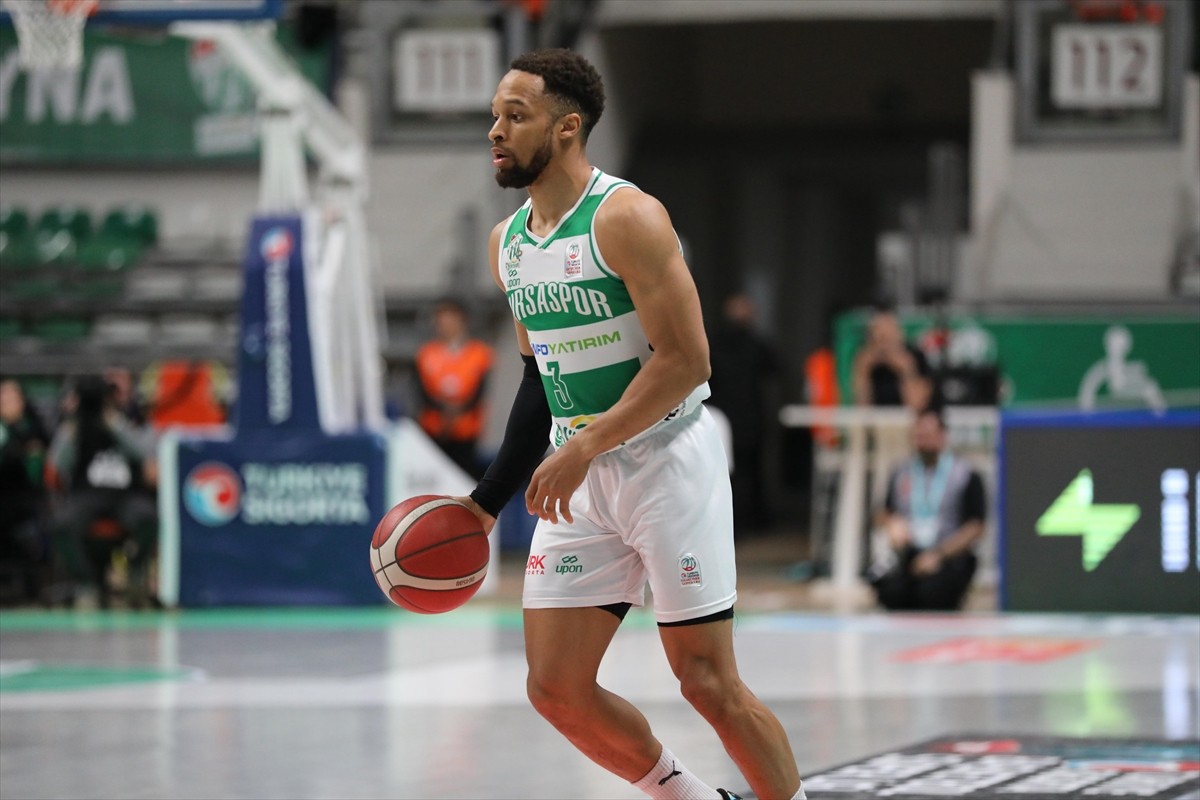Türkiye Sigorta Basketbol Süper Ligi'nin 22. haftasında Bursaspor Yörsan ile Yukatel Merkezefendi...