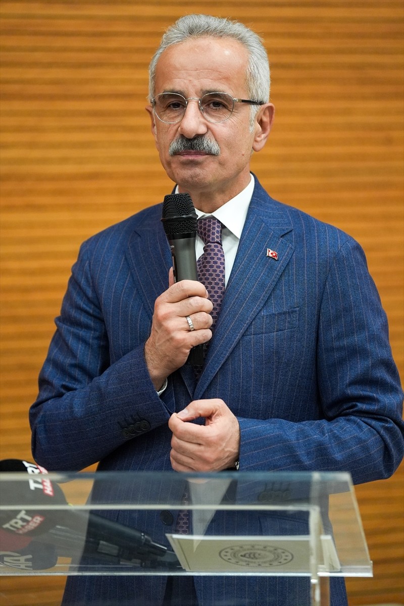 Ulaştırma ve Altyapı Bakanı Abdulkadir Uraloğlu, Ankara PTT Başmüdürlüğü'nde düzenlenen Genel...