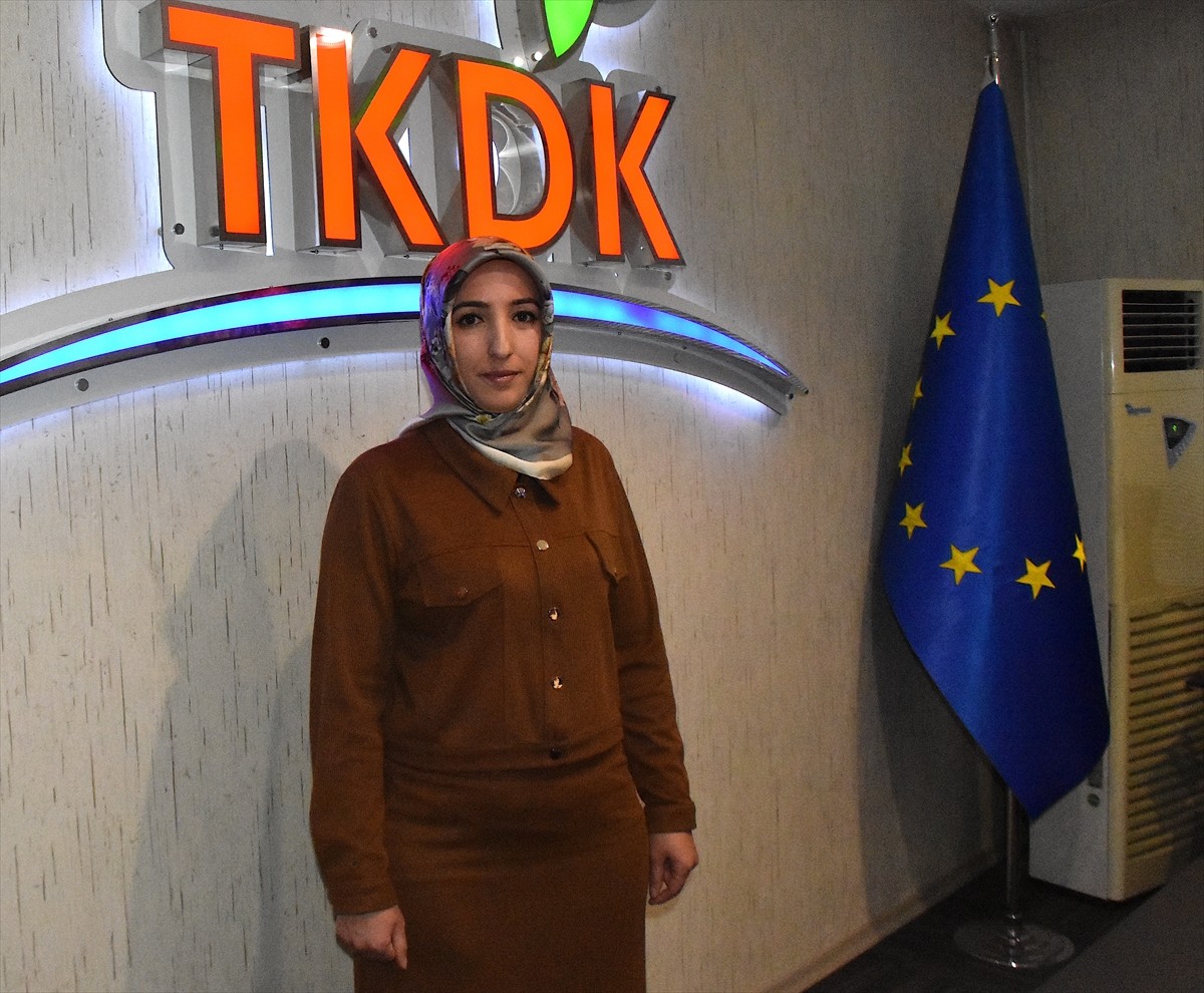 Van ve Hakkari'de Tarım ve Kırsal Kalkınmayı Destekleme Kurumunca (TKDK) kadın girişimcilere 29...
