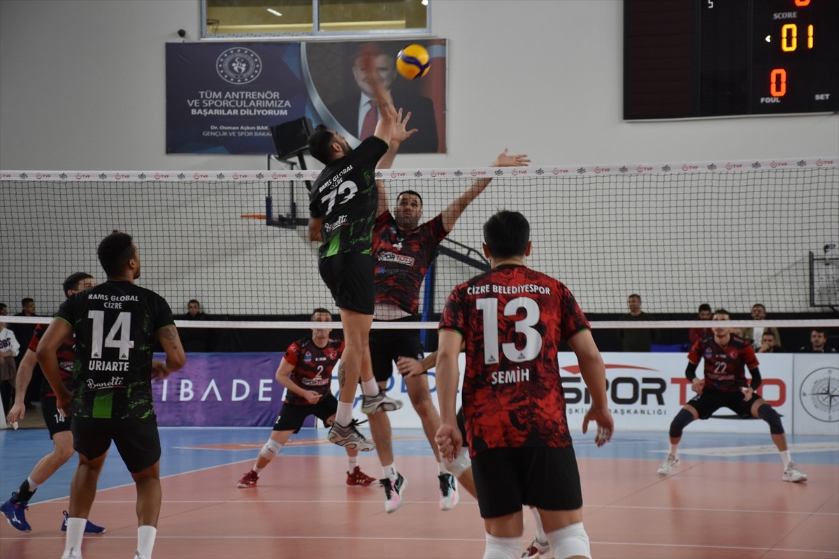 Voleybol SMS Grup Efeler Ligi'nin 24. hafta mücadelesinde, Rams Global Cizre Belediyespor, TÜRŞAD...