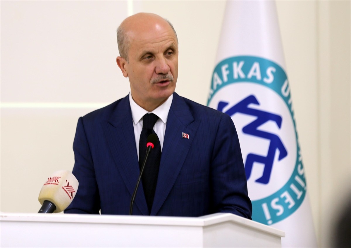 Yükseköğretim Kurulu (YÖK) Başkanı Prof. Dr. Erol Özvar, Kafkas Üniversitesi ev sahipliğinde Prof....