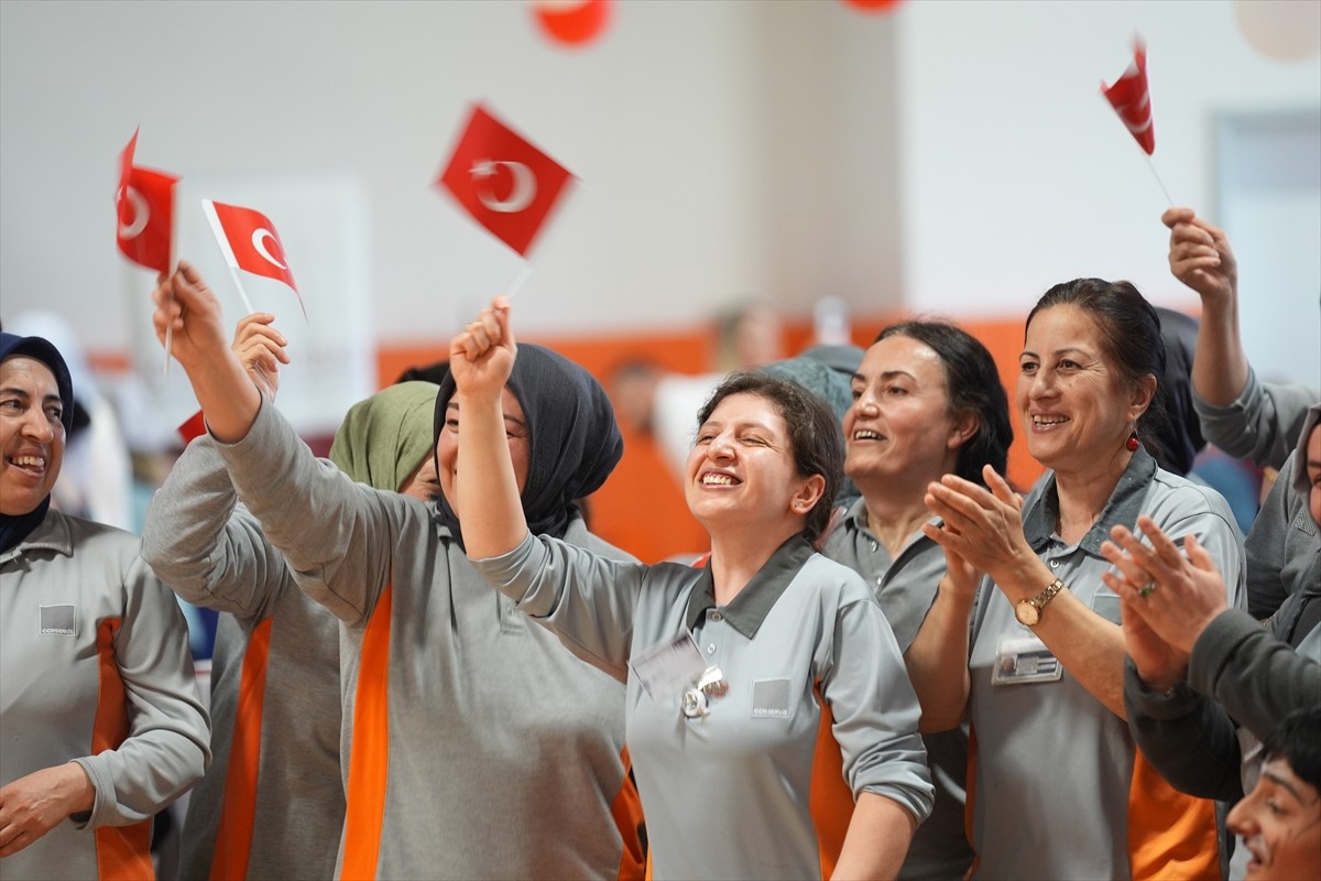 23 Nisan Ulusal Egemenlik ve Çocuk Bayramı dolayısıyla, Bilkent Şehir Hastanesi'nde tedavi gören...