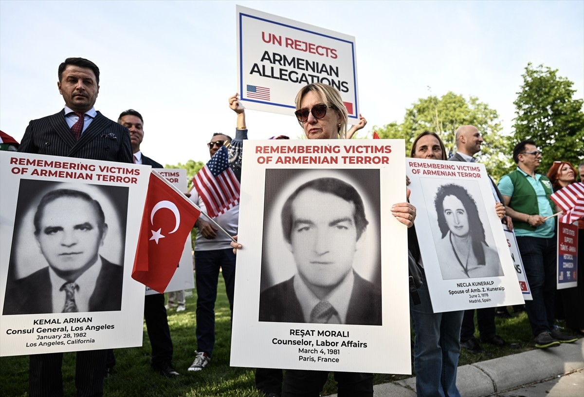 ABD'nin başkenti Washington ve civarında yaşayan Türk-Amerikan toplumu üyeleri, 1915 olaylarının...