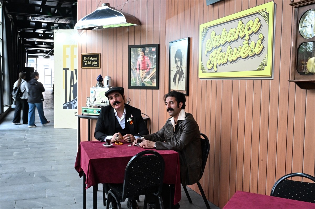 Adana'da, "Türkiye Kültür Yolu Festivali" kapsamında açılan merhum Adanalı sanatçı Ferdi Tayfur'un...