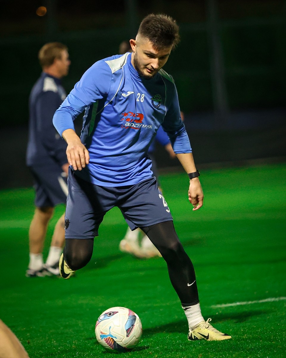 Adana Demirspor, Trendyol Süper Lig'in 30. haftasında yarın sahasında yapacağı Bellona Kayserispor...