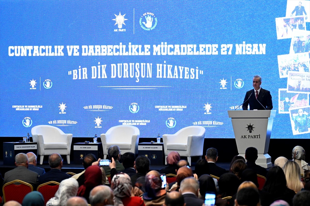 AK Parti İnsan Hakları Başkanlığınca, 27 Nisan 2007'de yayımlanan ve Türk demokrasisinin "kara...