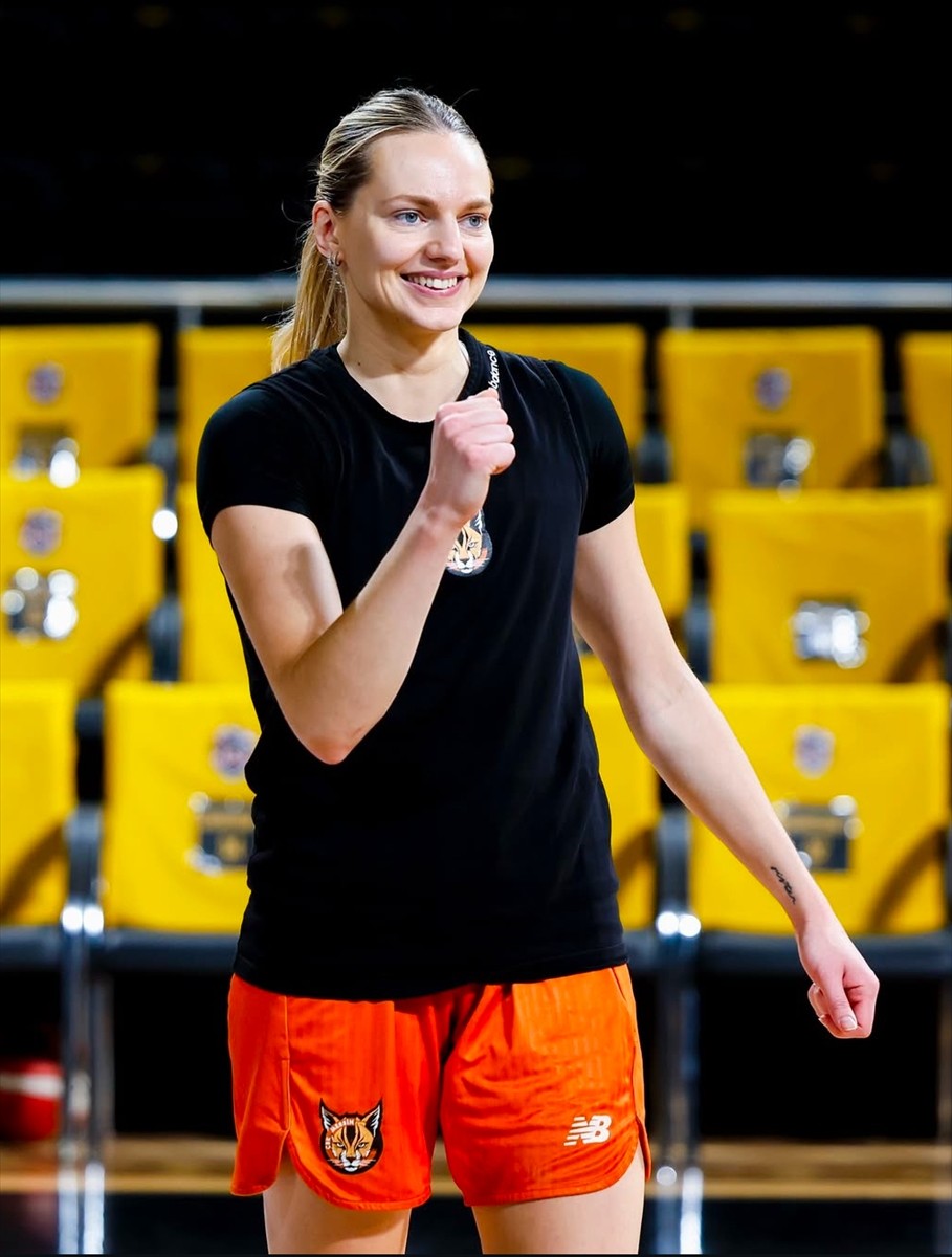 Basketbol FIBA Kadınlar Avrupa Ligi (EuroLeague) 6'lı Final etabında mücadele edecek ÇİMSA ÇBK...