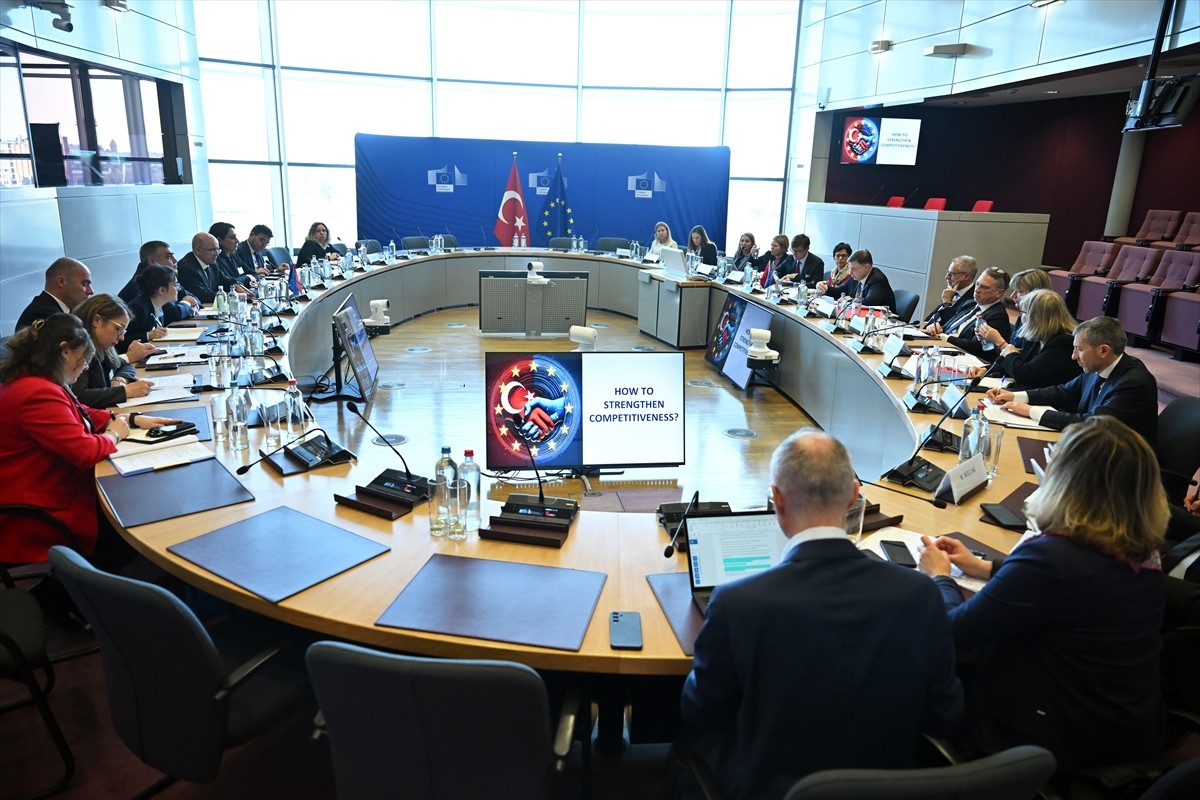 Belçika’nın başkenti Brüksel’de düzenlenen Türkiye-Avrupa Birliği (AB) Yüksek Düzeyli Ekonomik...