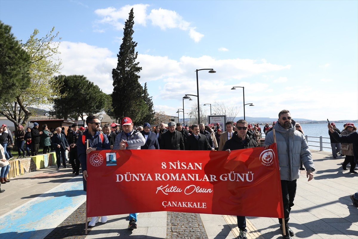 Çanakkale'de Dünya Romanlar Günü çeşitli etkinliklerle kutlandı. Etkinlikler kapsamında, Yeni...
