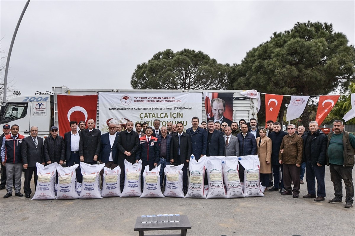 Çatalca'da, Tarım Arazilerinin Kullanımının Etkinleştirilmesi Projesi kapsamında 43 üreticiye 22...