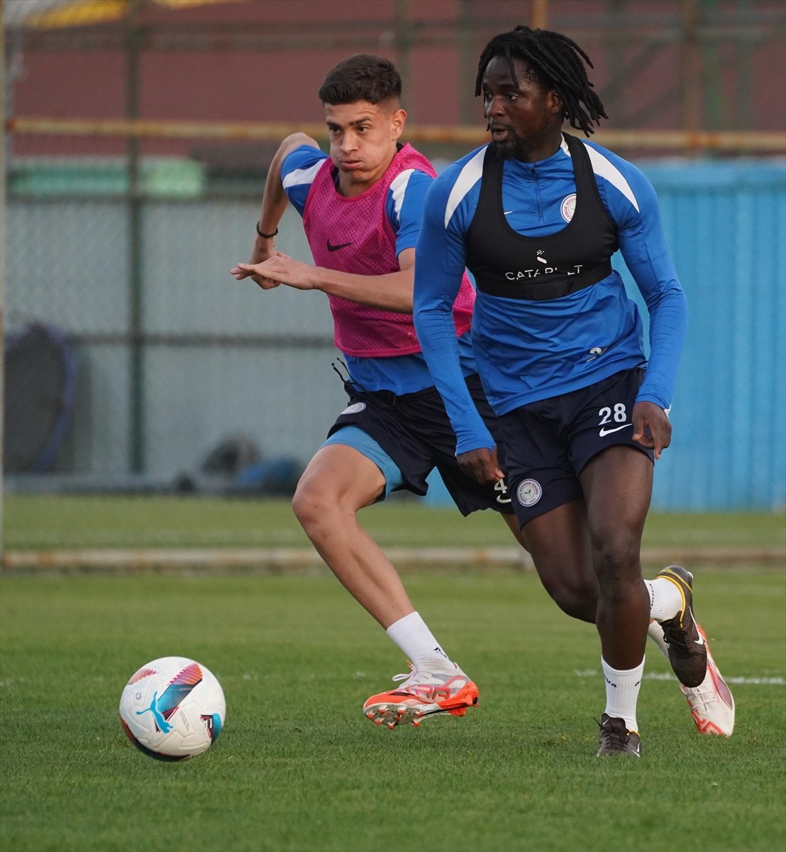 Çaykur Rizespor, Trendyol Süper Lig'in 31. haftasında deplasmanda Trabzonspor ile yapacağı maçın...