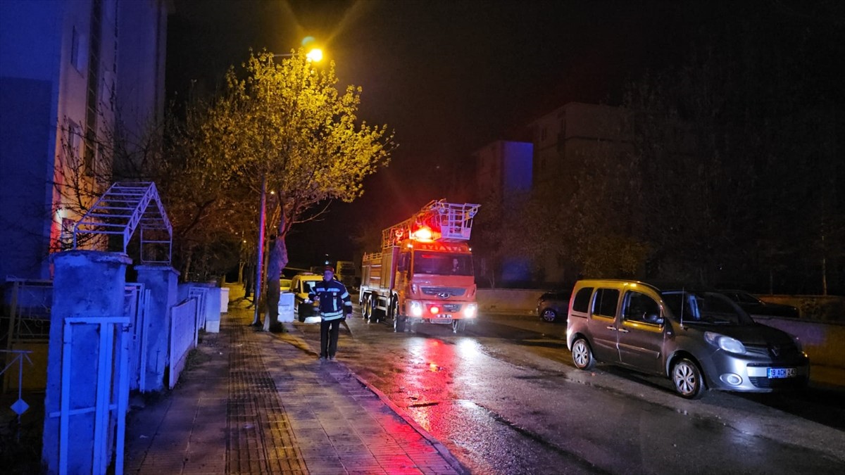 Çorum'da intihar edeceğini ima ederek arkadaşına veda mesajı gönderen kişinin evine kısa sürede...