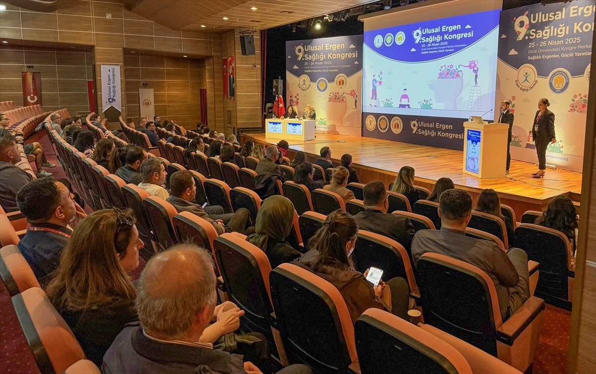 Diyarbakır'da "Sağlıklı Ergenler, Güçlü Yarınlar" temasıyla 9. Ulusal Ergen Sağlığı Kongresi...