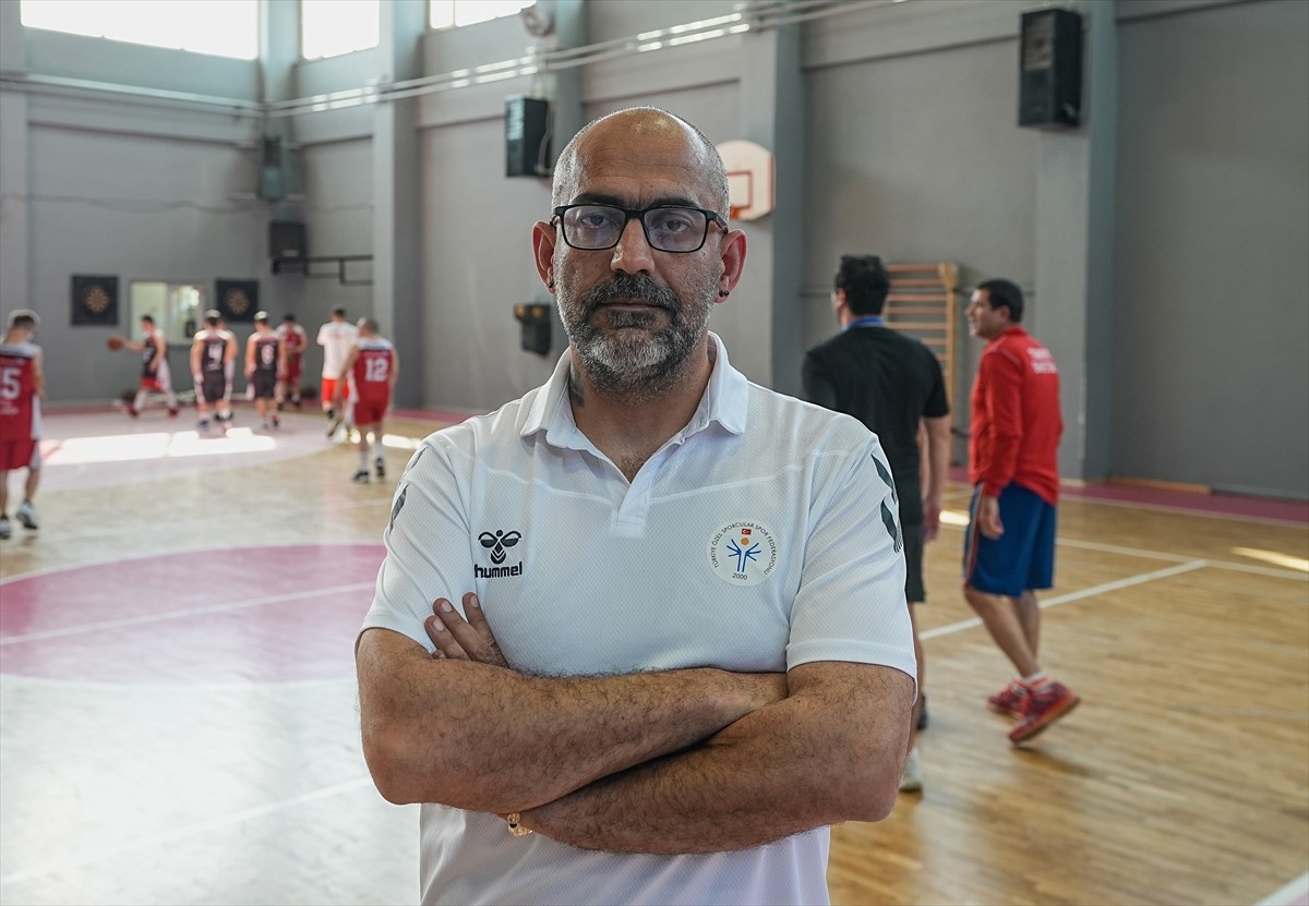 Down Sendromlular Basketbol Milli Takımı, Avrupa Oyunları'ndan (Trisome European Games) altın...