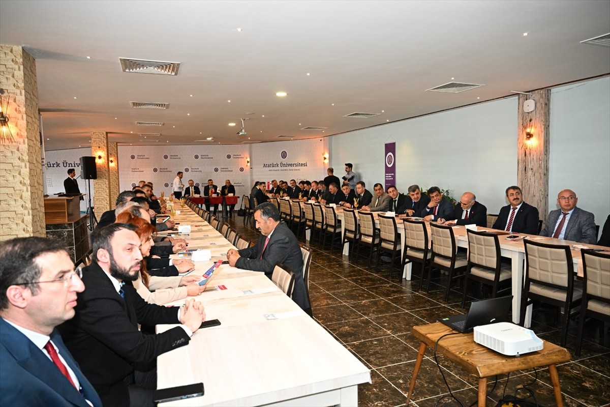 Erzurum'da, Cumhurbaşkanlığı İnsan Kaynakları Ofisi Koordinatörlüğü ve Atatürk Üniversitesinin ev...