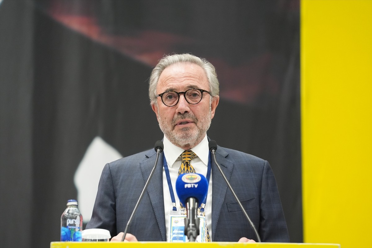 Fenerbahçe Kulübü Yüksek Divan Kurulu (YDK) toplantısı Kalamış'ta bulunan Fenerbahçe Faruk Ilgaz...