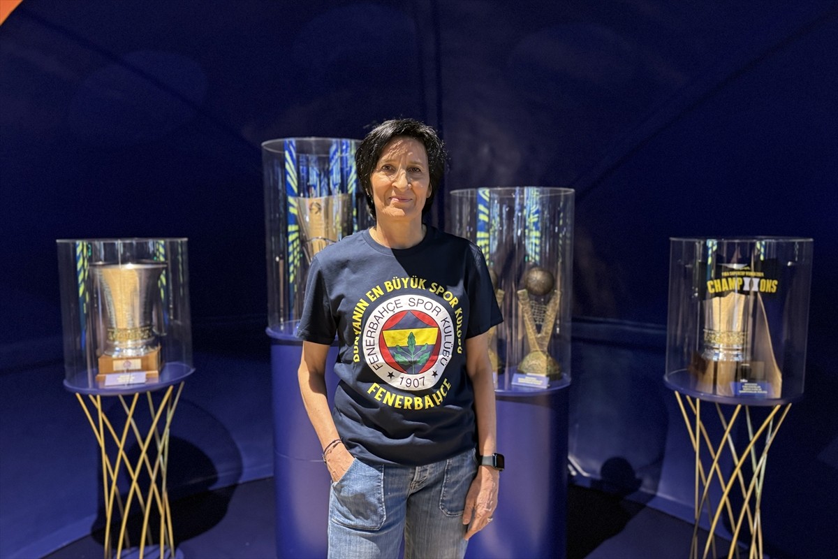 Fenerbahçe Opet Kadın Basketbol Takımı'nın başantrenörü Valerie Garnier, Fenerbahçe Basketbol...