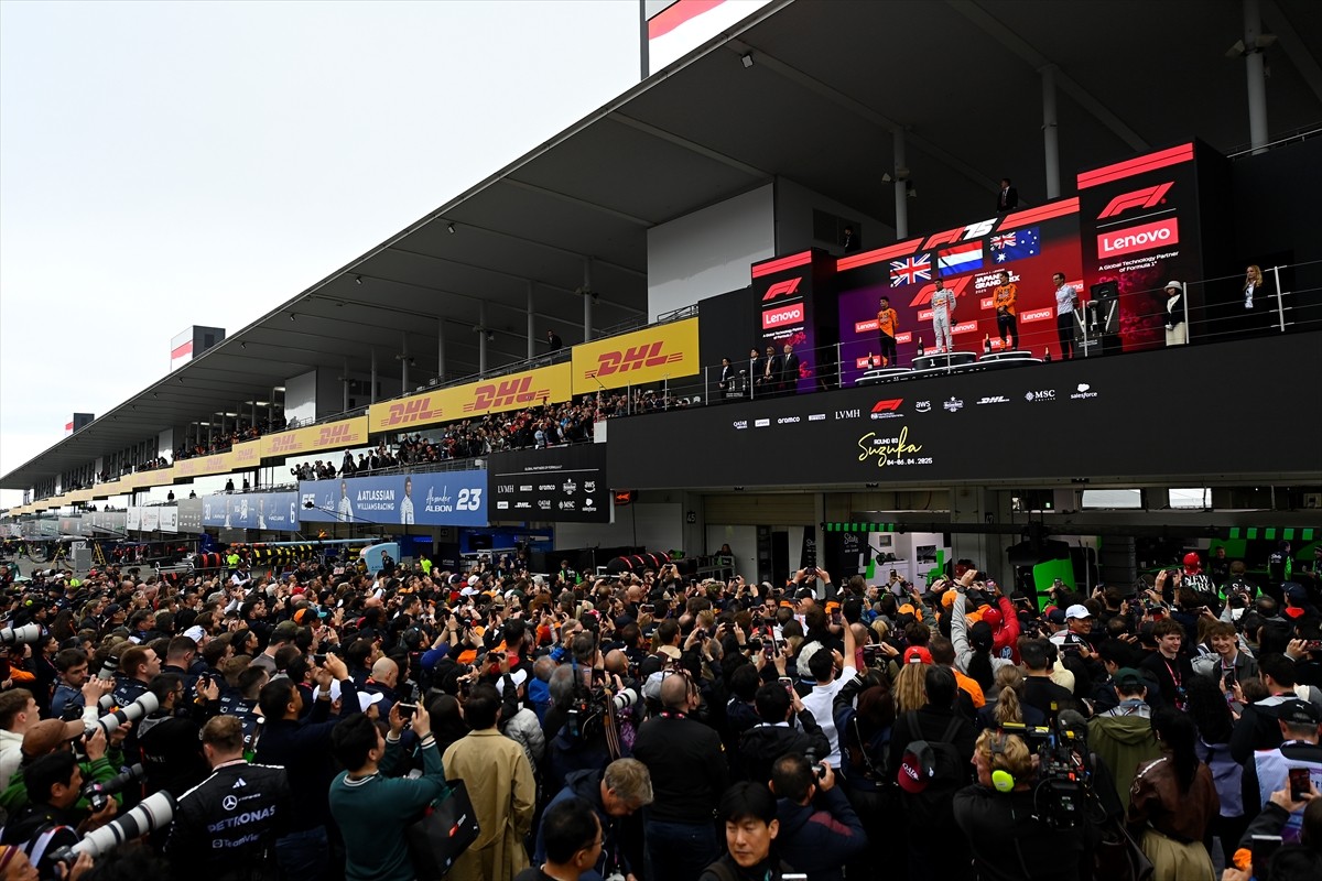 Formula 1 Dünya Şampiyonası'nda sezonun 3. etabı Japonya Grand Prix'sini, Red Bull takımının...