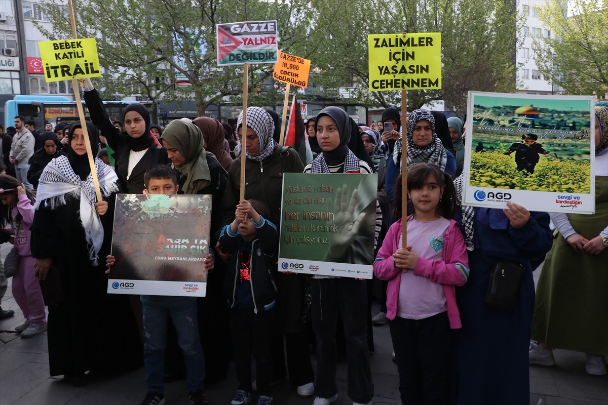 Gaziantep'te İsrail'in Gazze'ye yönelik saldırılarına karşı protesto düzenlendi. Gaziantep'te...