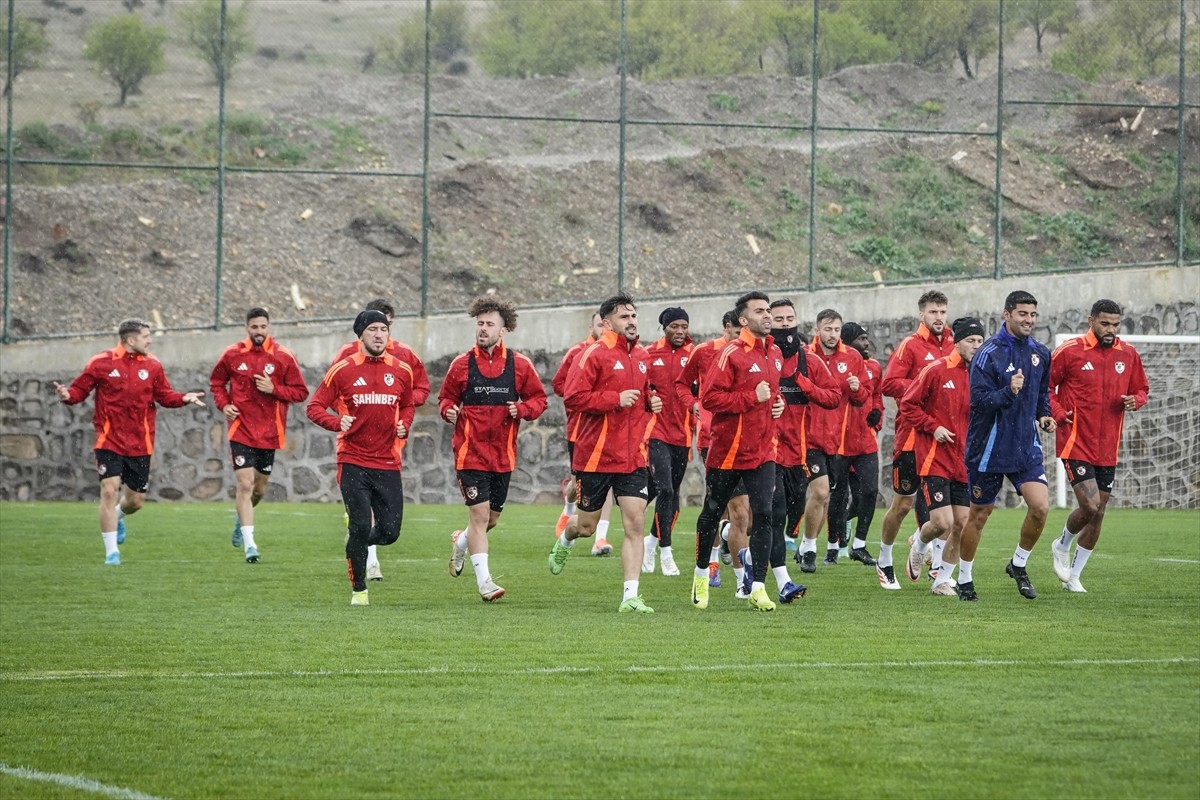 Gaziantep FK, Trendyol Süper Lig'in 30. haftasında 7 Nisan Pazartesi günü deplasmanda Göztepe ile...