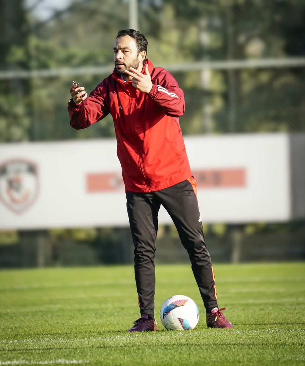 Gaziantep FK, Trendyol Süper Lig'in 33. haftasında yarın sahasında oynayacağı Fenerbahçe maçının...