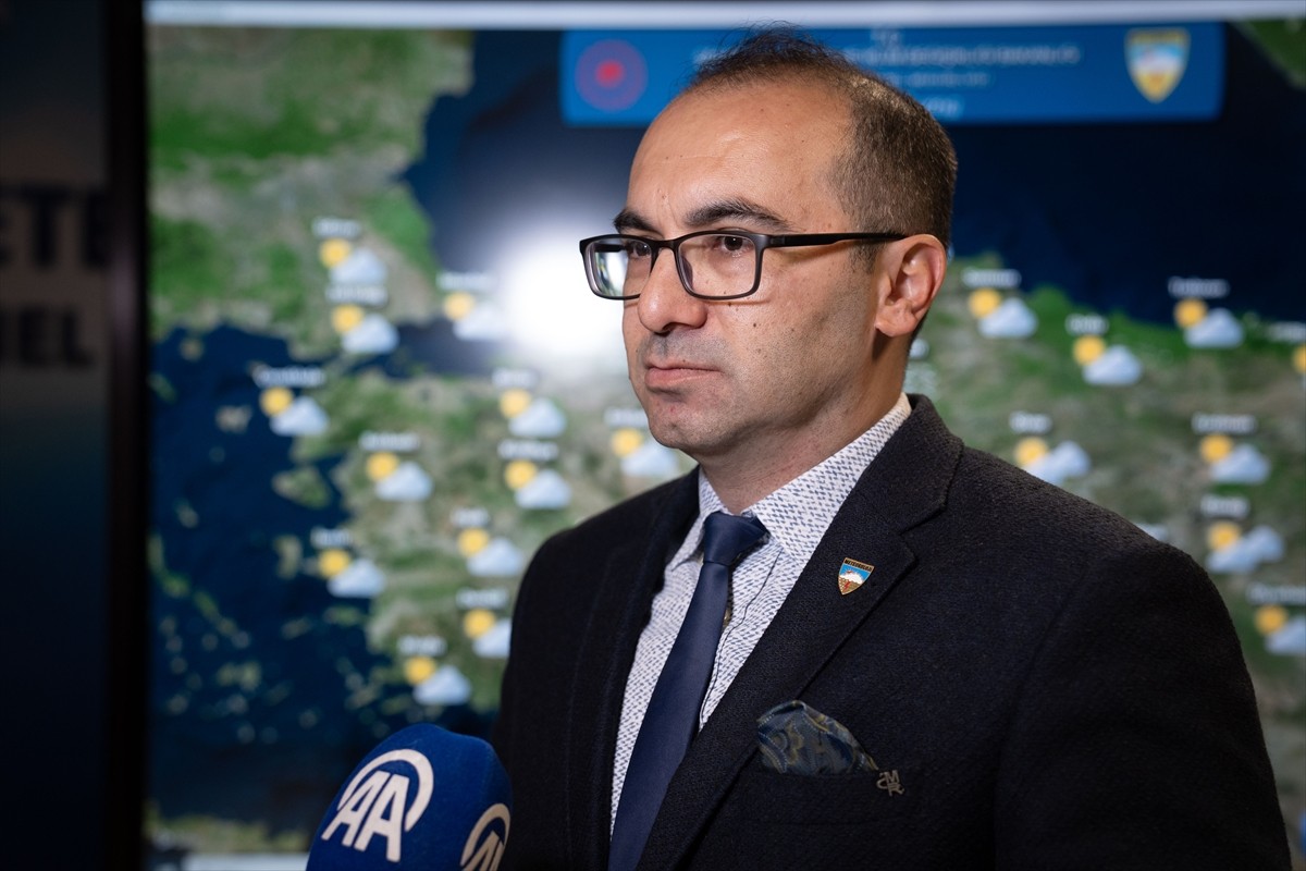 Hafta sonu yurdun kuzey bölgelerinde sağanak etkili olacak, sıcaklıklar mevsim normallerinde...