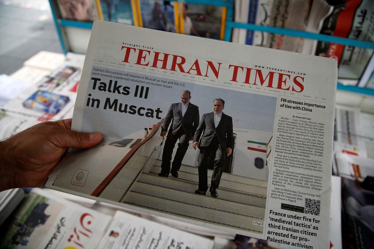 İran ile ABD arasındaki görüşmelerin üçüncü turu Umman'ın başkenti Maskat'ta başlarken İran'ın...