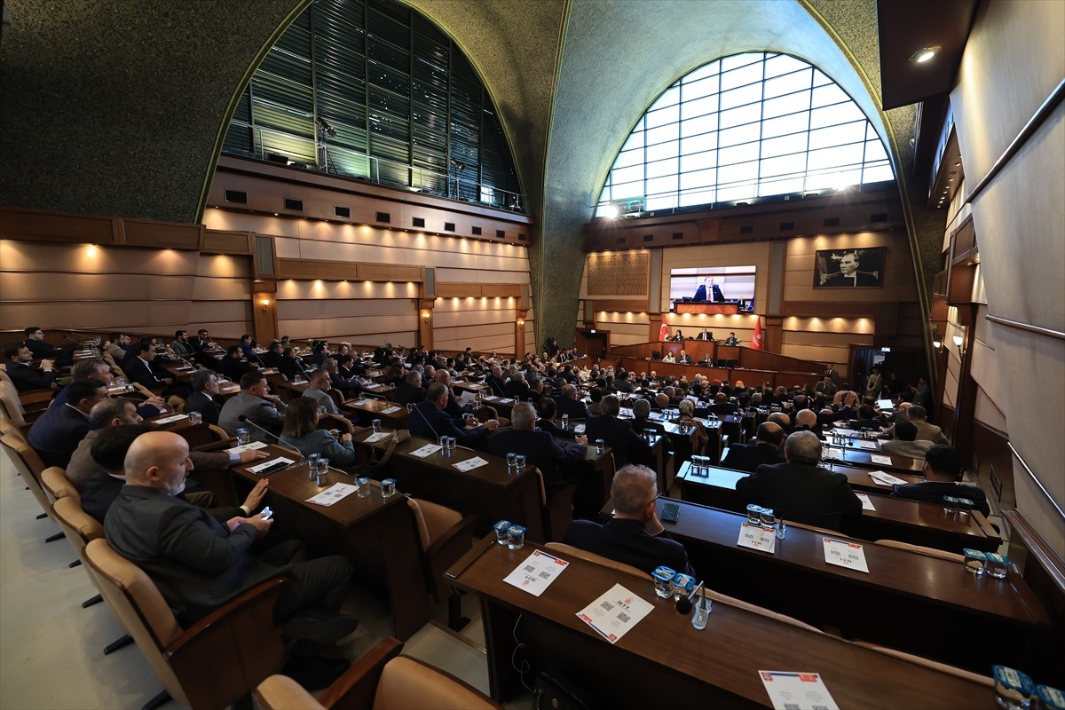 İstanbul Büyükşehir Belediye (İBB) Meclisi nisan ayı toplantılarının ikinci oturumu, İBB...