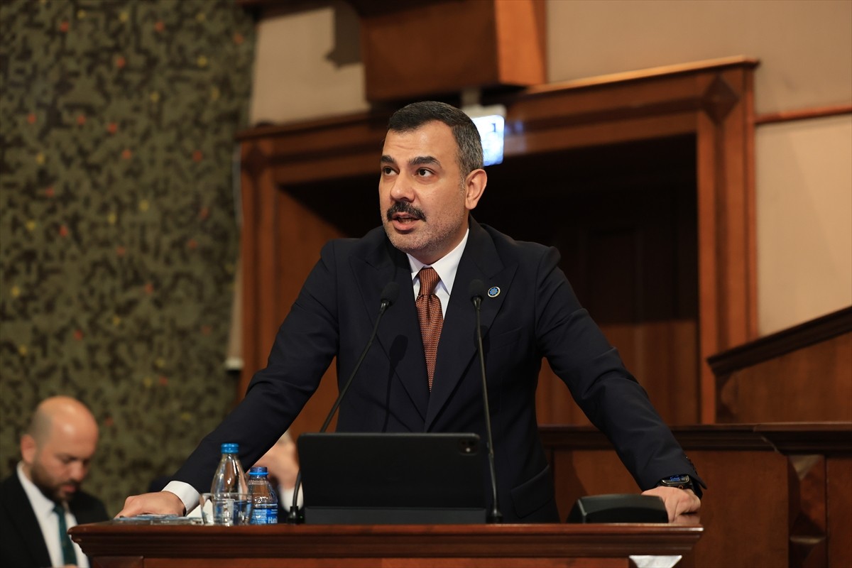 İstanbul Büyükşehir Belediyesi (İBB) Meclisi nisan ayı toplantılarının üçüncü oturumu...