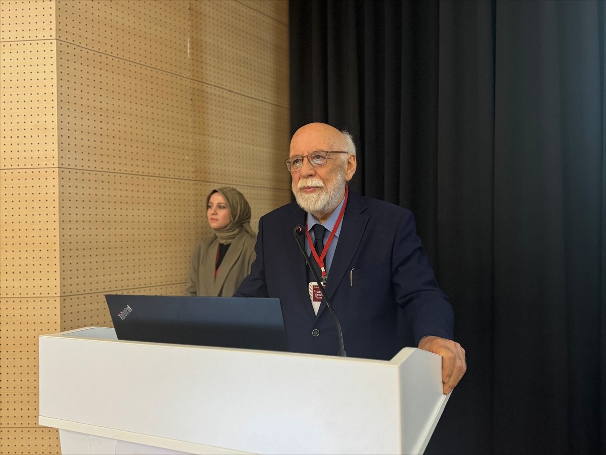 İstanbul Sabahattin Zaim Üniversitesi (İZÜ) ve Türkiye Dil ve Edebiyat Derneği (TDED) tarafından...