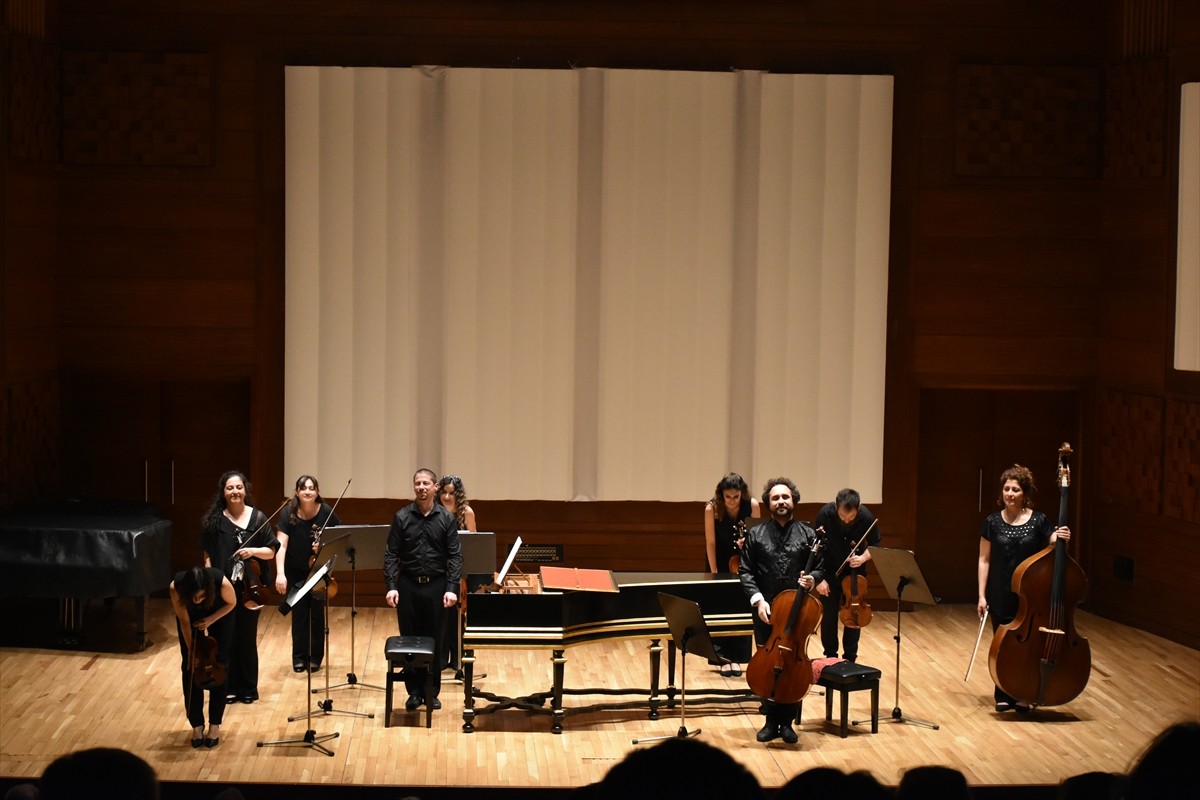 İzmir'de düzenlenen 5. Ahmed Adnan Saygun Sanat Merkezi (AASSM) 5. Uluslararası Barok Müzik...