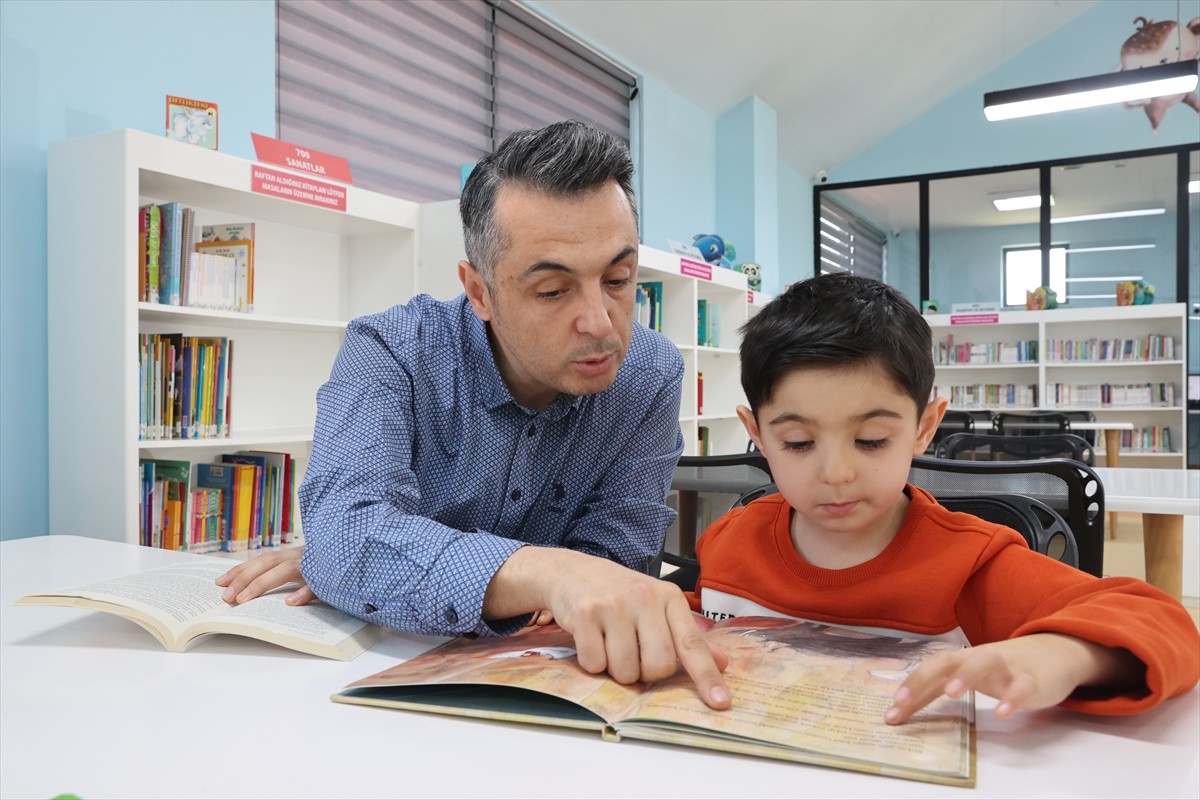 Kayseri'nin Melikgazi ilçesinde yaşayan Mustafa ve Şule Şeyma Erol çifti, anaokuluna giden 5...