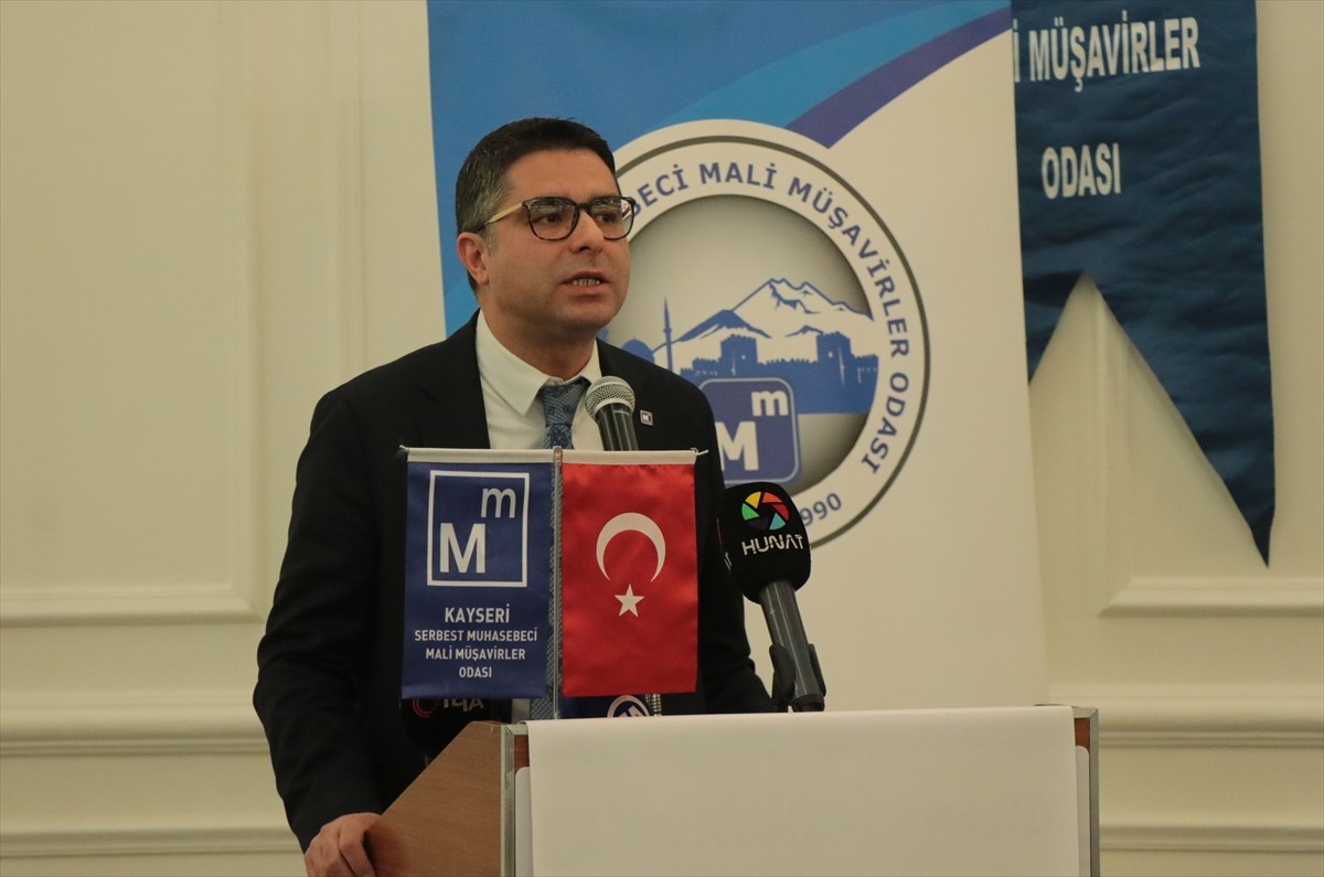 Kayseri Serbest Muhasebeci Mali Müşavirler Odası tarafından düzenlenen ve 17 oda başkanının...