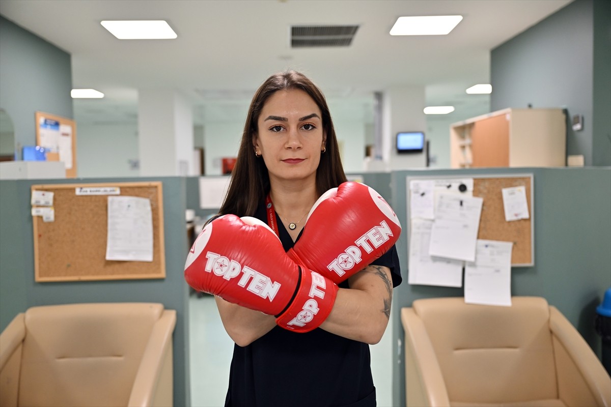 Kick boksta 3 dünya, 5 Avrupa şampiyonluğu olan Şişli Hamidiye Etfal Eğitim ve Araştırma...