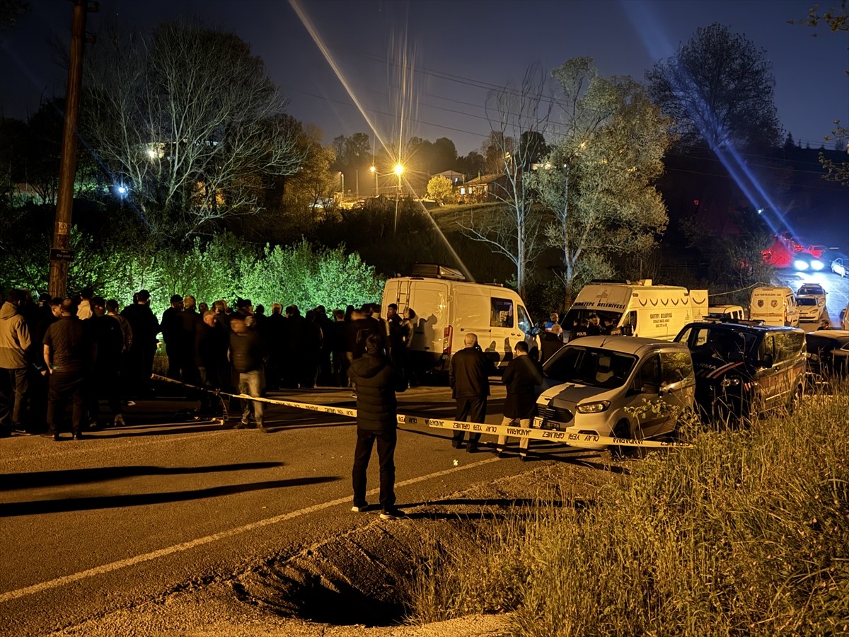 Kocaeli'nin Kartepe ilçesinde polis memuru derede ölü bulundu. Bölgeye jandarma, polis, AFAD ve...