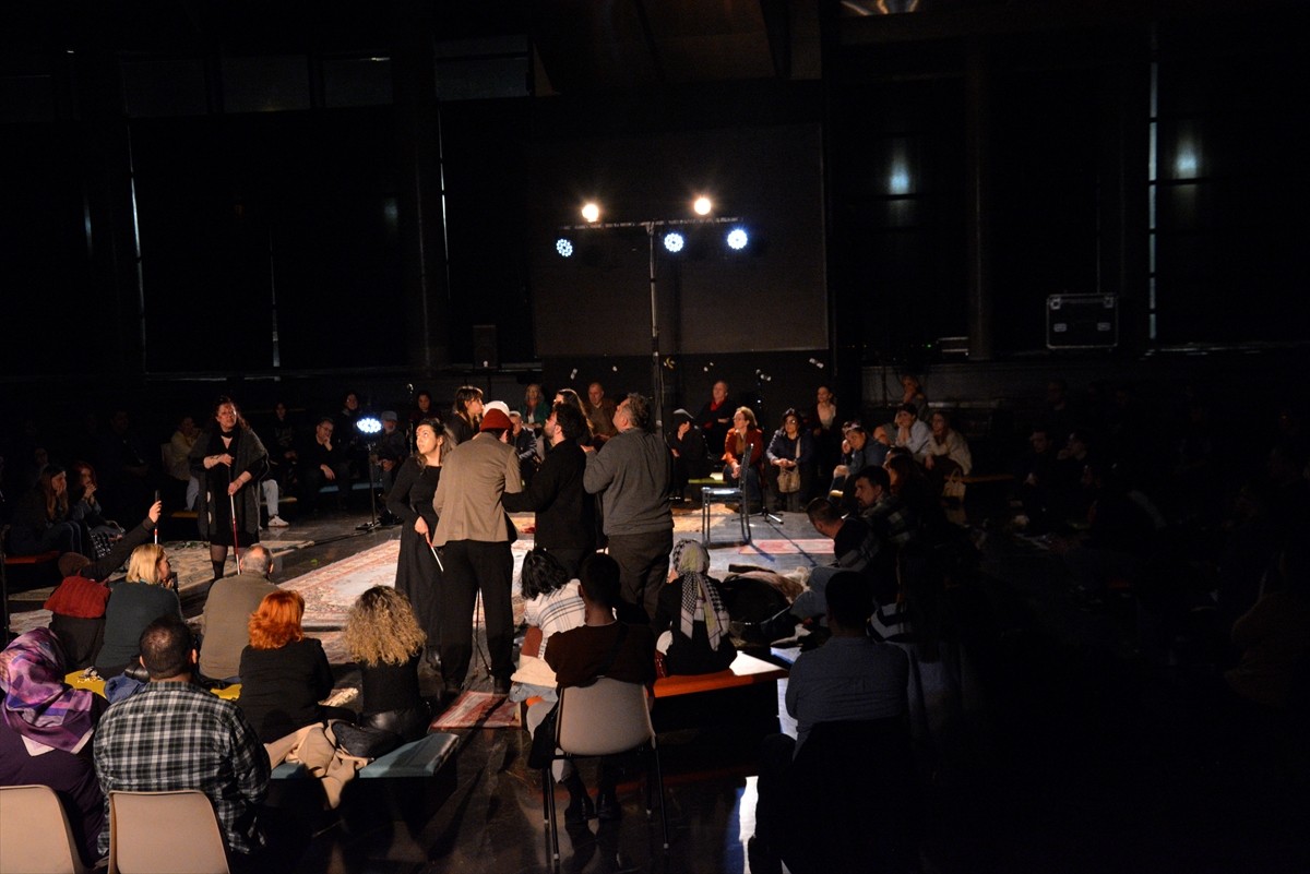 Kültür ve Turizm Bakanlığı Devlet Tiyatroları Genel Müdürlüğünce bu yıl 12'ncisi düzenlenen...