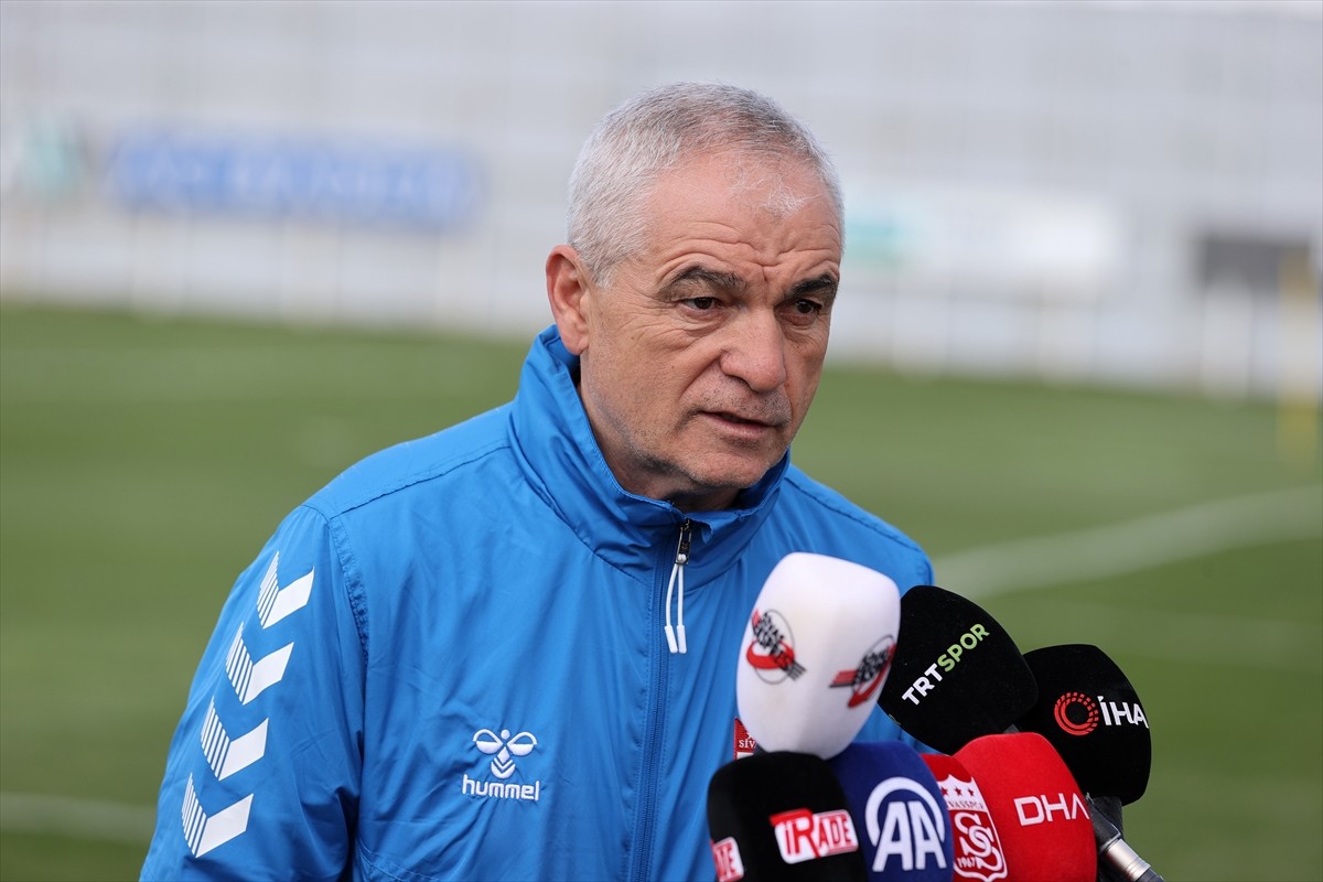 Net Global Sivasspor, Trendyol Süper Lig'in 31. haftasında 13 Nisan Pazar günü evinde Fenerbahçe...