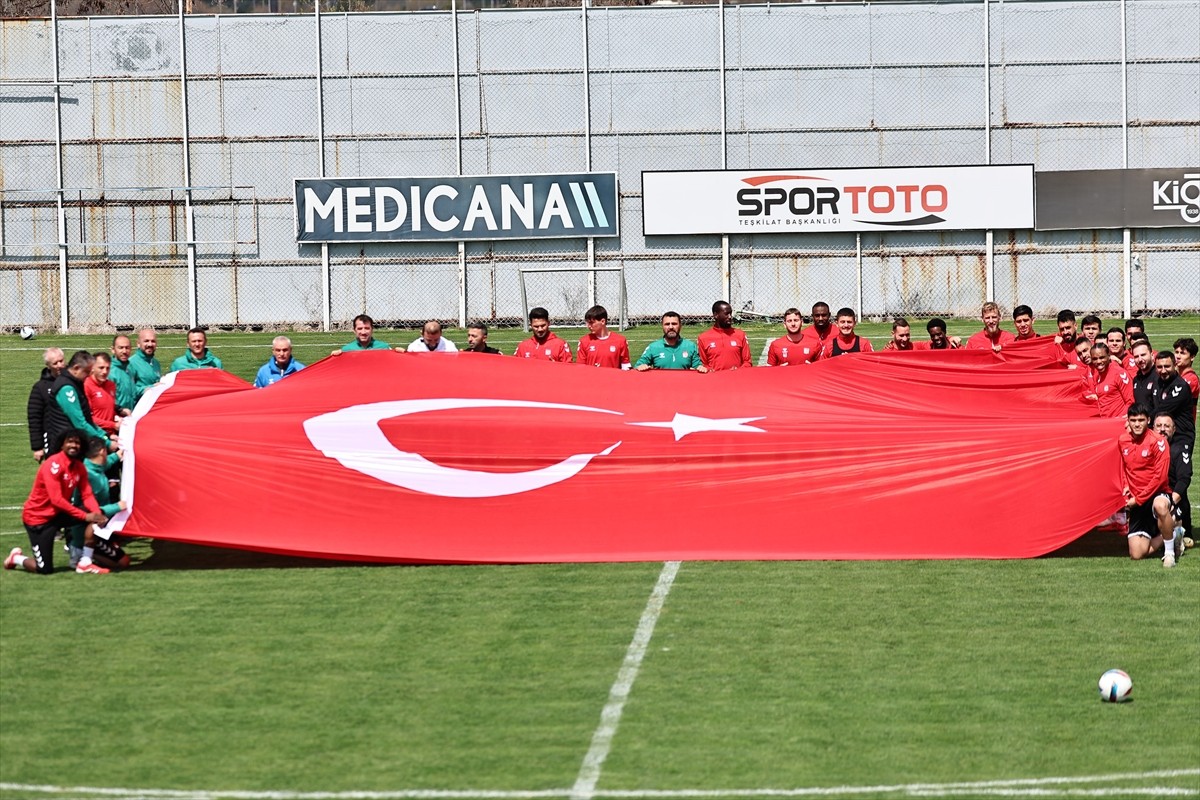 Net Global Sivasspor, Trendyol Süper Lig'in 33. haftasında sahasında Onvo Antalyaspor ile...