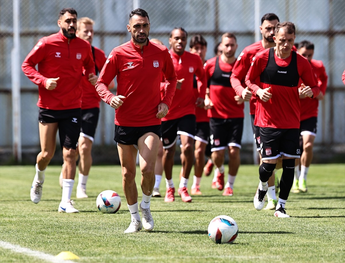 Net Global Sivasspor, Trendyol Süper Lig'in 33. haftasında sahasında Onvo Antalyaspor ile...