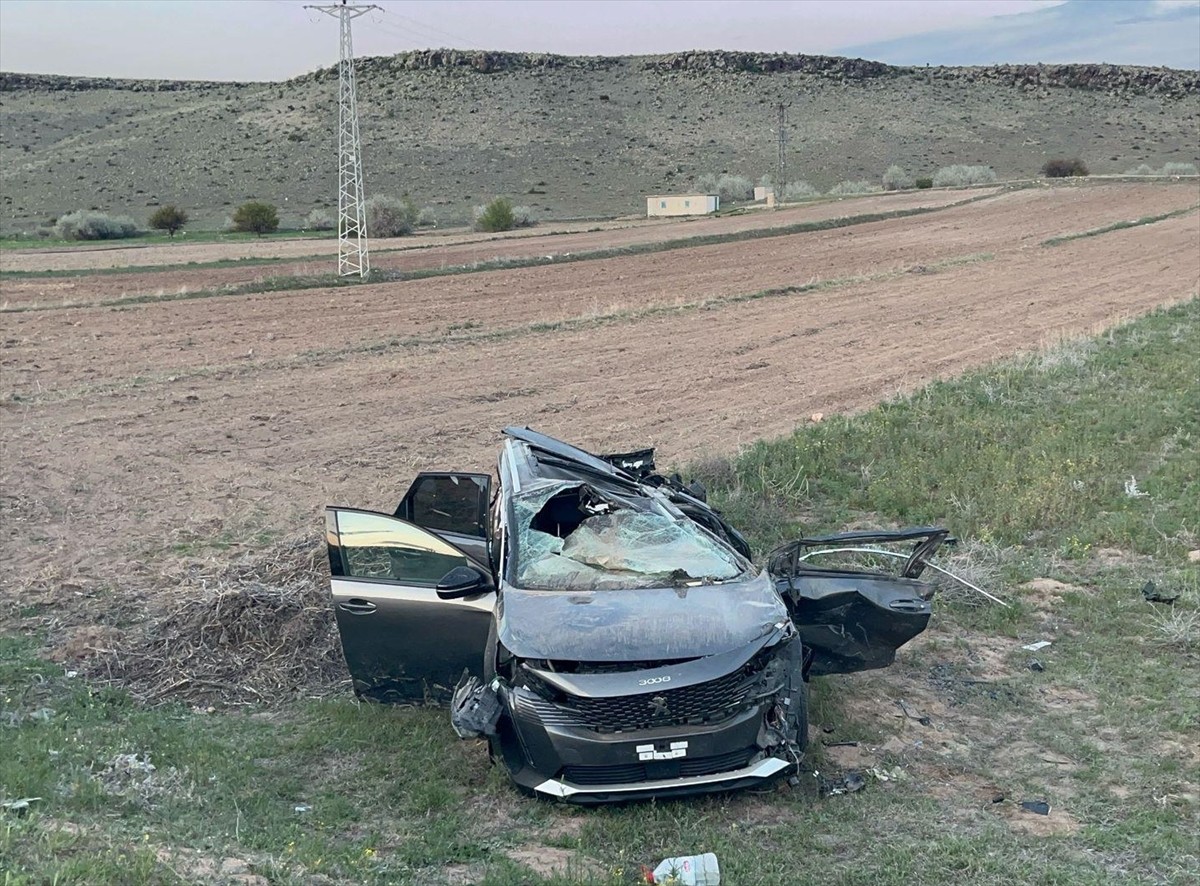 Nevşehir'de maydana gelen trafik kazasında1 kişi hayatını keybetti, 3 kişi de yaralandı.