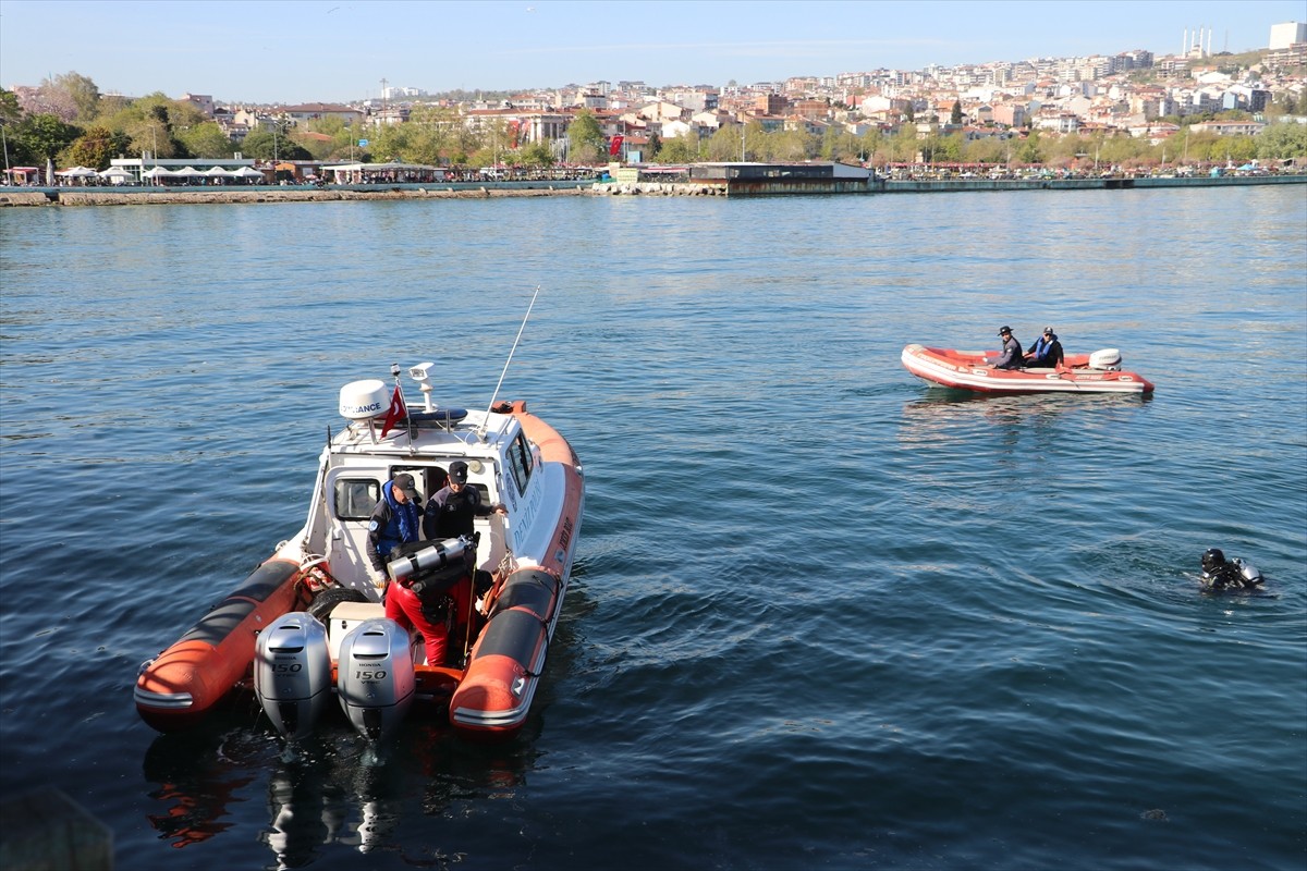 Tekirdağ'da "Turizm Haftası" kapsamında farkındalık oluşturmak amacıyla deniz dibi temizliği...