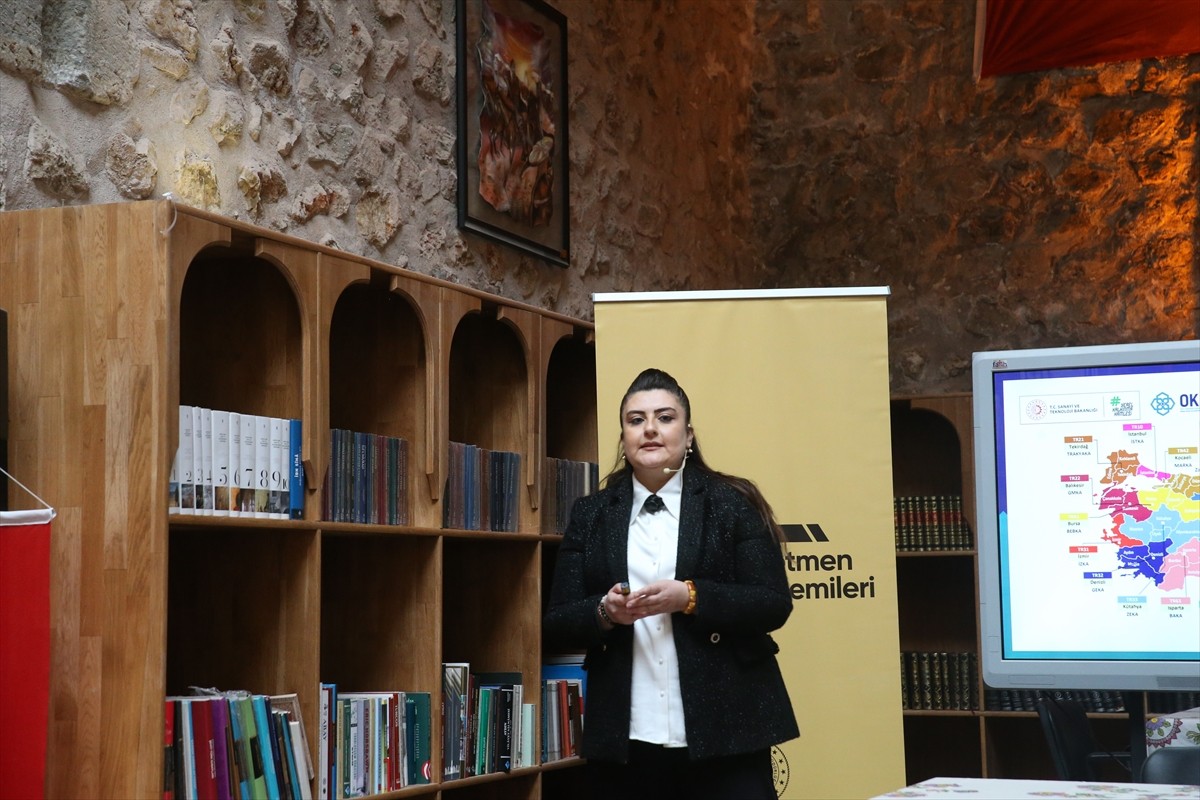 Tokat'ta, Yağıbasan Medresesi'nde, İl Milli Eğitim Müdürlüğü tarafından "Tokat Şehrinde Kültür...