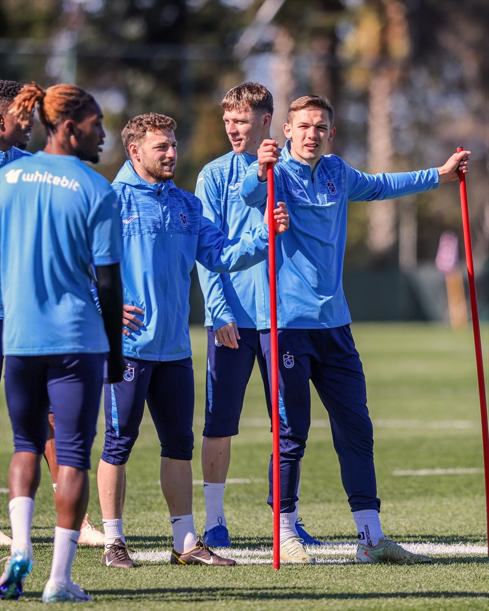 Trabzonspor, Trendyol Süper Lig'in 31. haftasında sahasında Çaykur Rizespor ile oynayacağı maçın...