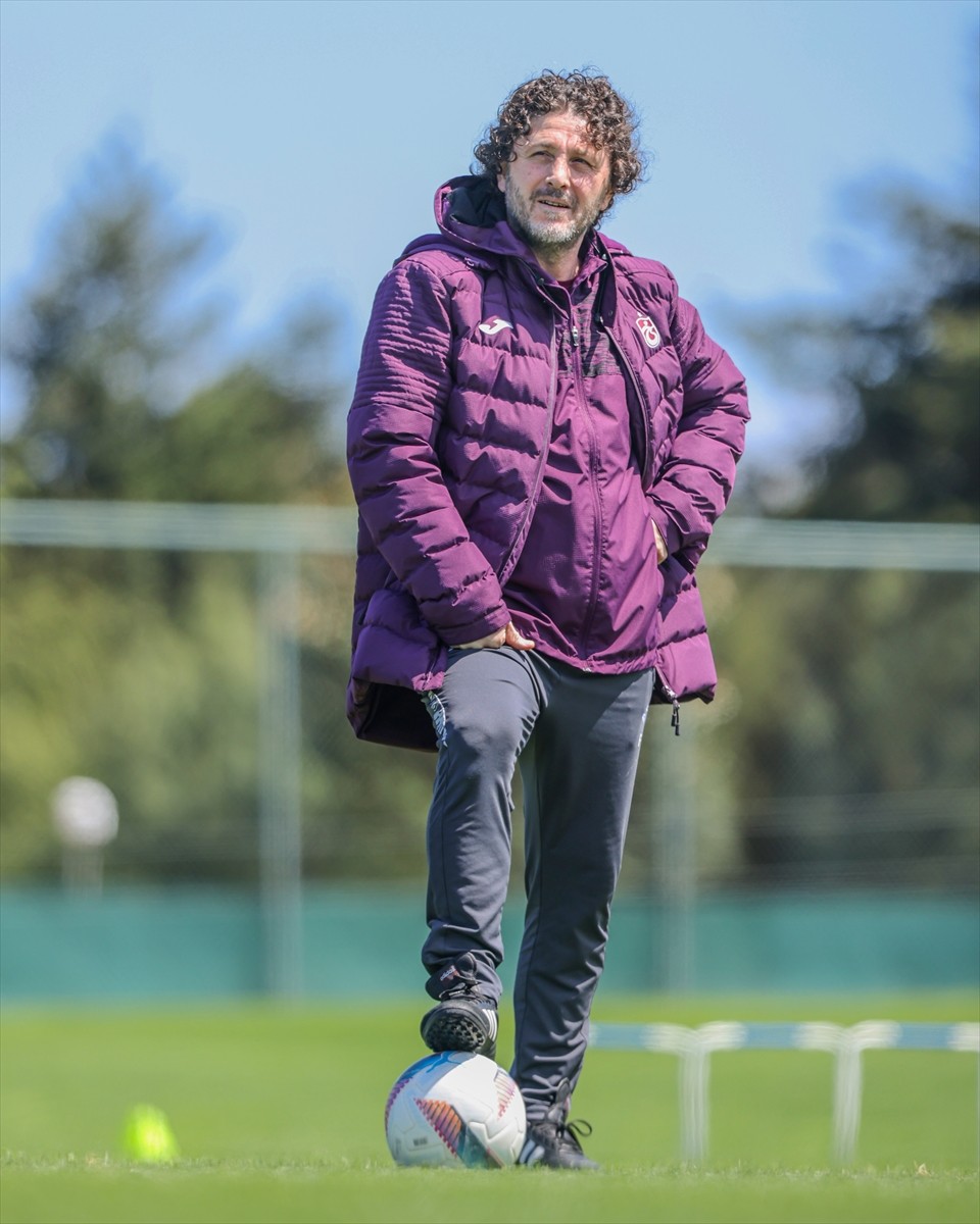 Trabzonspor, Trendyol Süper Lig'in 33. haftasında 27 Nisan'da deplasmanda Corendon Alanyaspor ile...