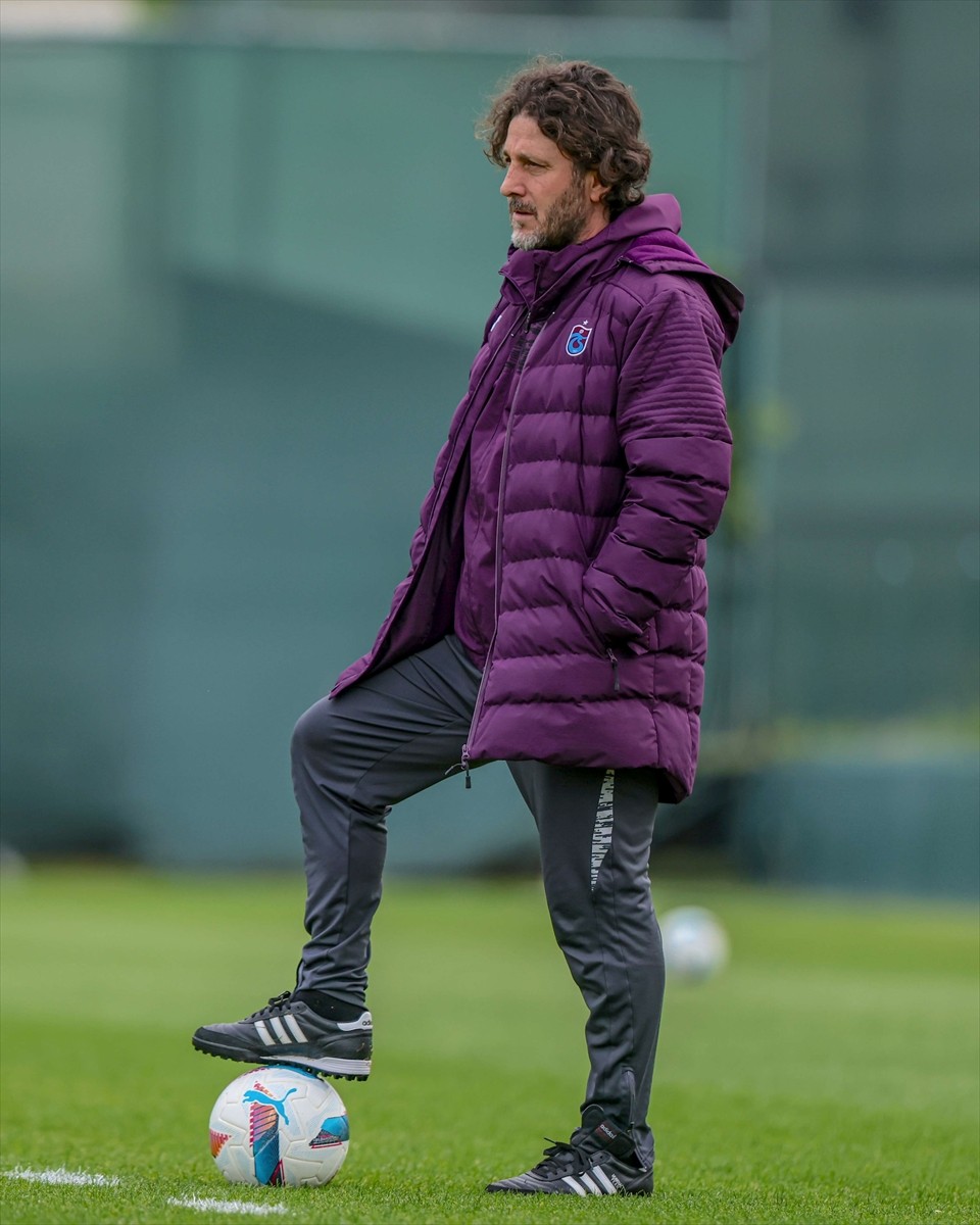 Trabzonspor, Trendyol Süper Lig'in 34. haftasında deplasmanda Kasımpaşa ile oynayacağı maçın...