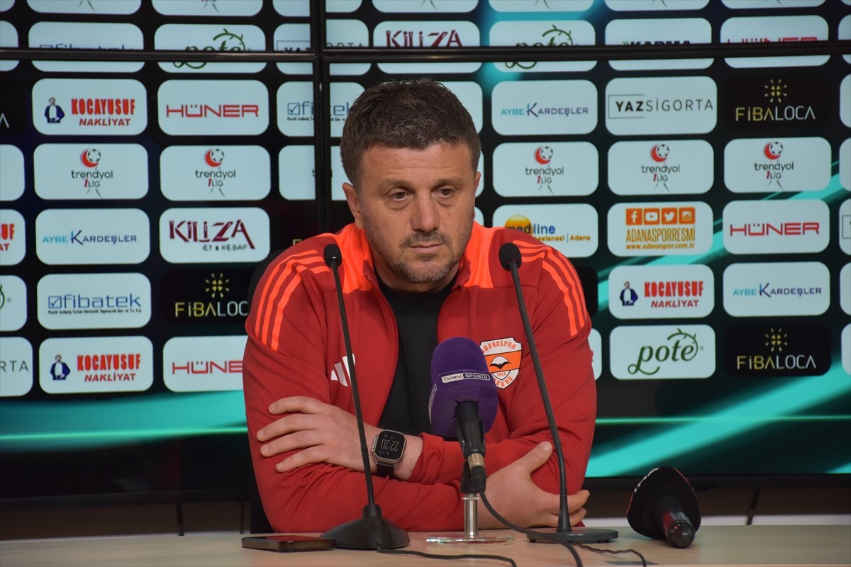Trendyol 1. Lig'in 34. haftasında konuk ettiği Erzurumspor FK'ye 3-0 yenilen Adanaspor'da teknik...