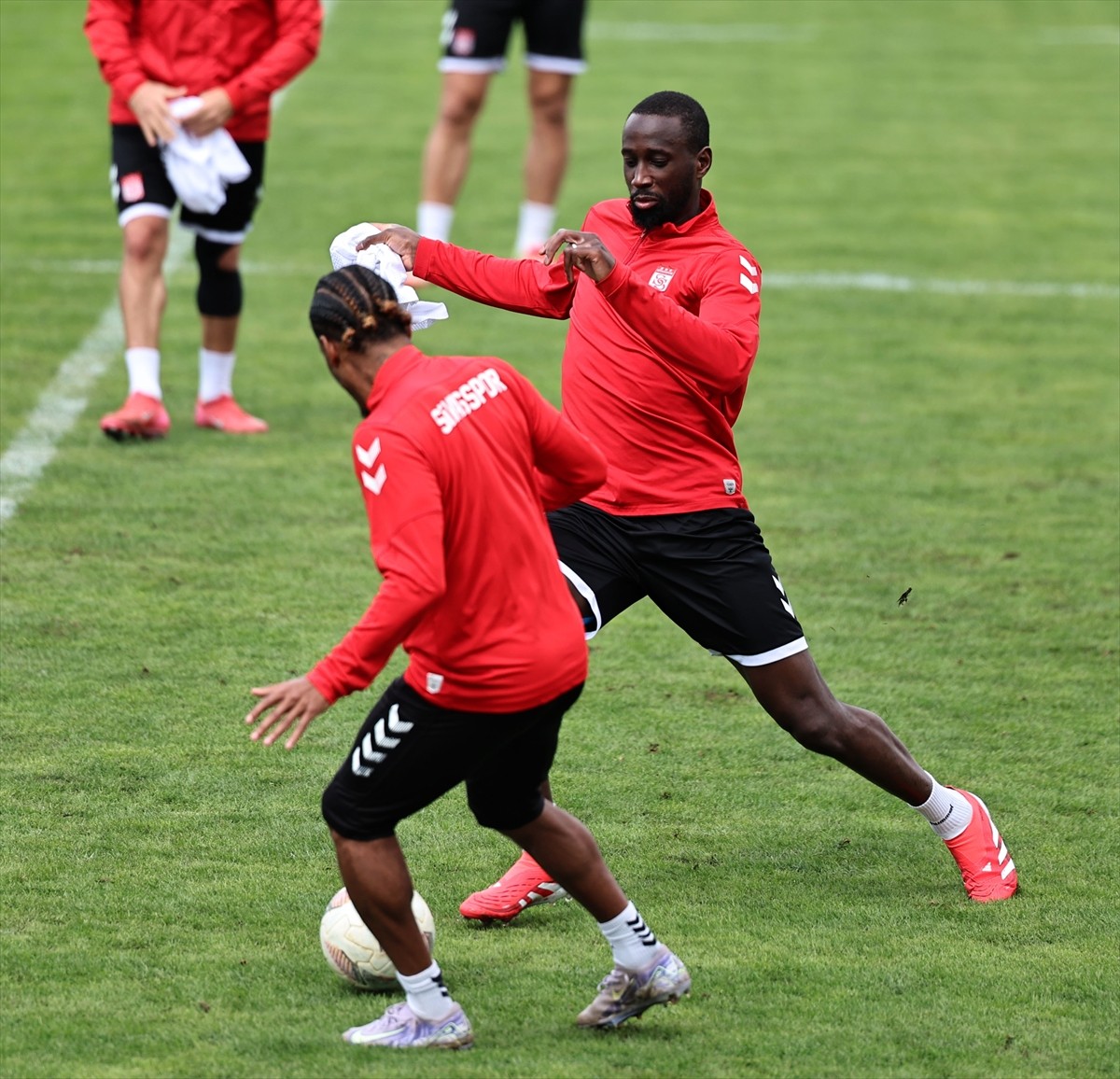 Trendyol Süper Lig'in 30. haftasında Çaykur Rizespor'a konuk olacak Net Global Sivasspor...