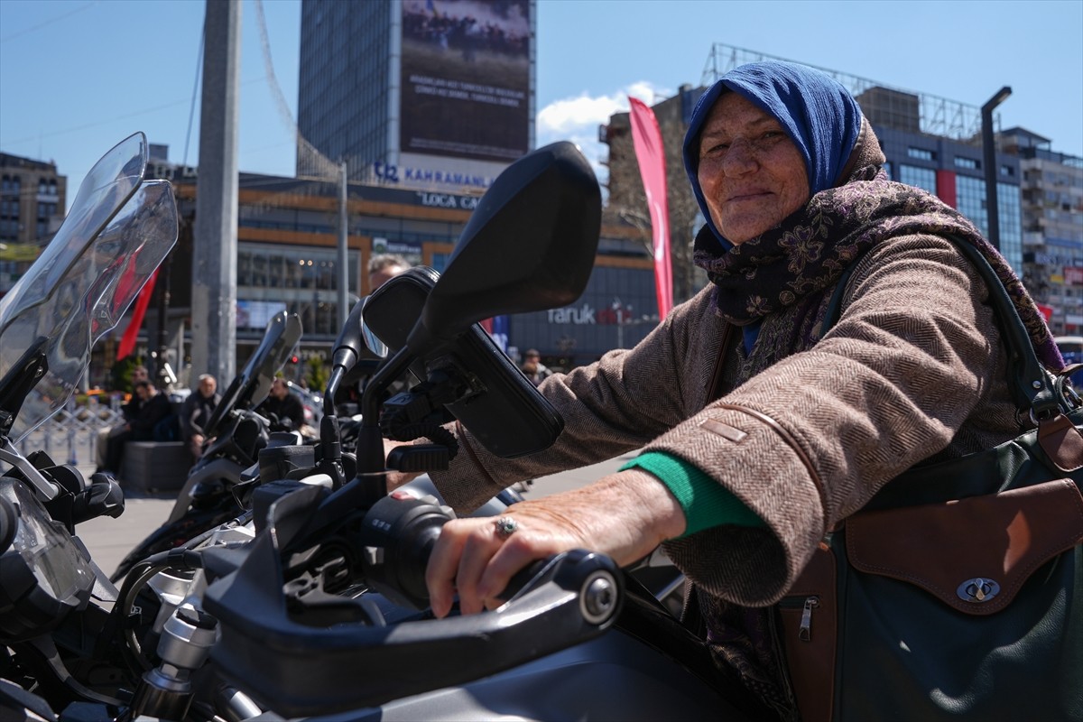 Türk Polis Teşkilatı'nın 180. yıl dönümü kutlamaları kapsamında Kızılay Milli İrade Meydanı'nda...
