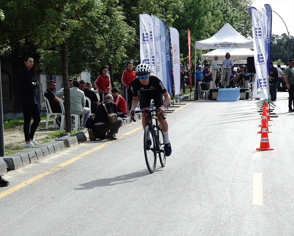 Türkiye Bisiklet Federasyonunca düzenlenen Türkiye Kupası 3. Etap Puanlı Yol Yarışları...