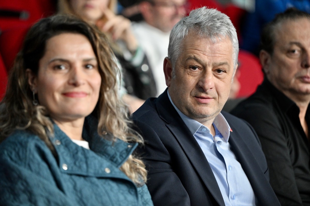 Türkiye Halk Oyunları Federasyonu Başkanı Hüseyin Güler, AA muhabirine açıklamalarda...